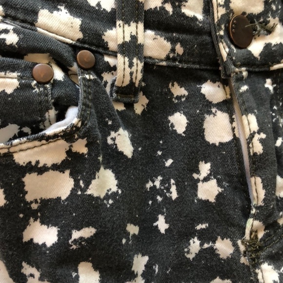 Free People gray/cream print brushed denim jeans - Picture 6 of 6